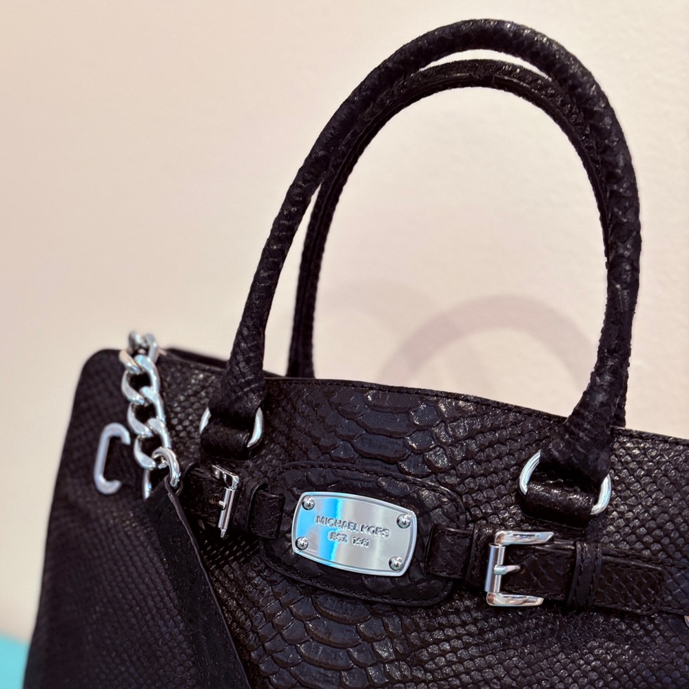 Michael Kors Black Python Leather Hamilton Purse - Picture 2 of 11
